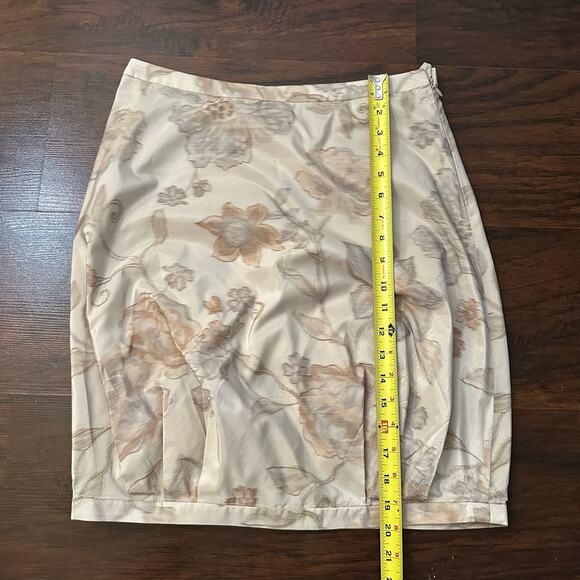 Armani Collezioni cream & gray floral pencil skirt size 4 - Picture 7 of 8